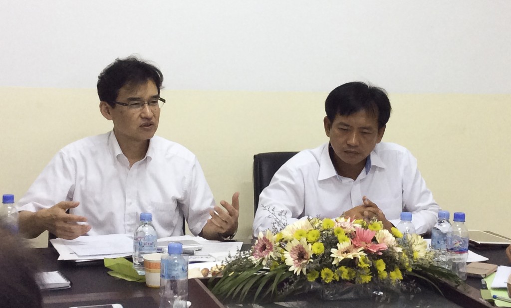 Consultation Meeting with Ministry of Environment, Cambodia and stakeholders, 27 May 2014 (Right: H.E. Sok Keang, Advisor to the Ministry of Environment, Cambodia; Left: Dr. Akio Takemoto, APN Secretariat Director)